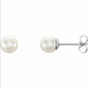 6mm Pearl Stud Earrings Sterling Silver